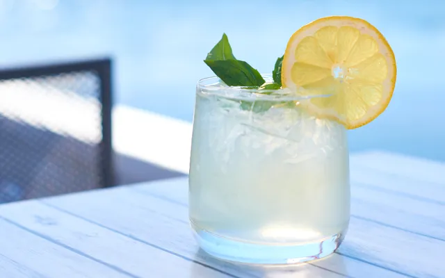 Fresh Lemonade — Texas Roadhouse