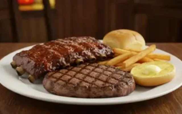 Sirloin 6oz + Ribs — Texas Roadhouse